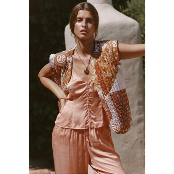 Spell Cha Cha Quilted Vest Small - Picture 5 of 10